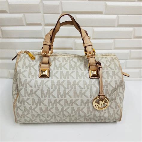 michael kors replica bags uk|michael kors clearance uk.